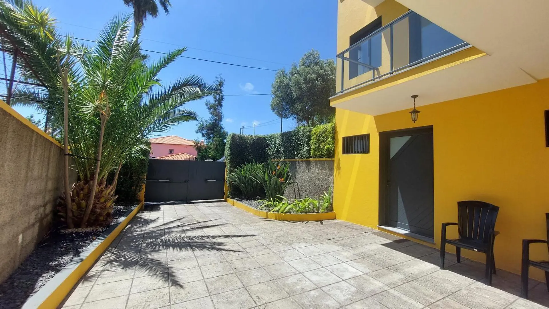 Villa Strelitzia Funchal  Funchal (Madeira)