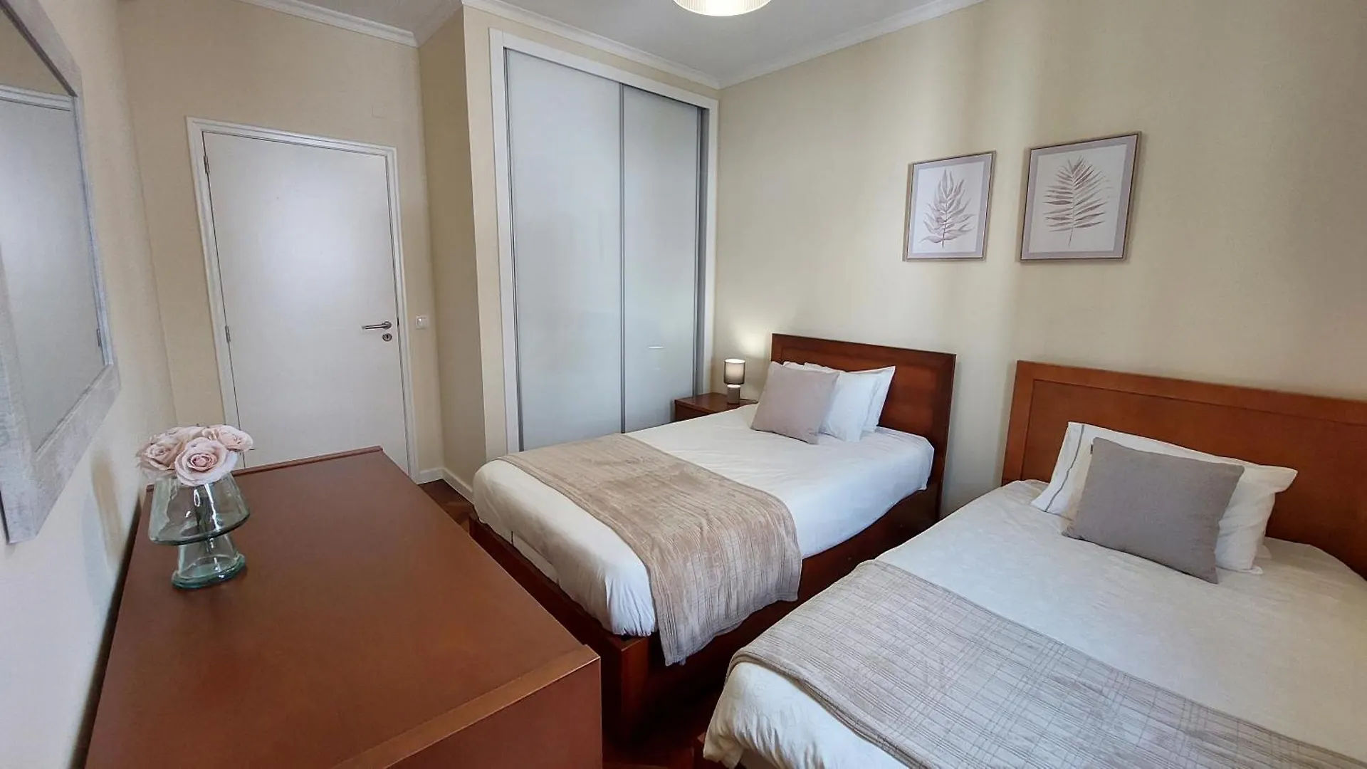 Villa Strelitzia Φουνκάλ 0*,  Πορτογαλία